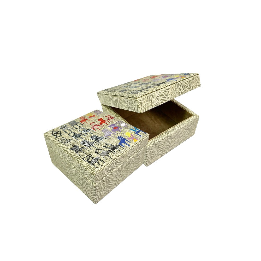 CAJA DECORATIVA CHICA RAYITAS CARNE SILLAS