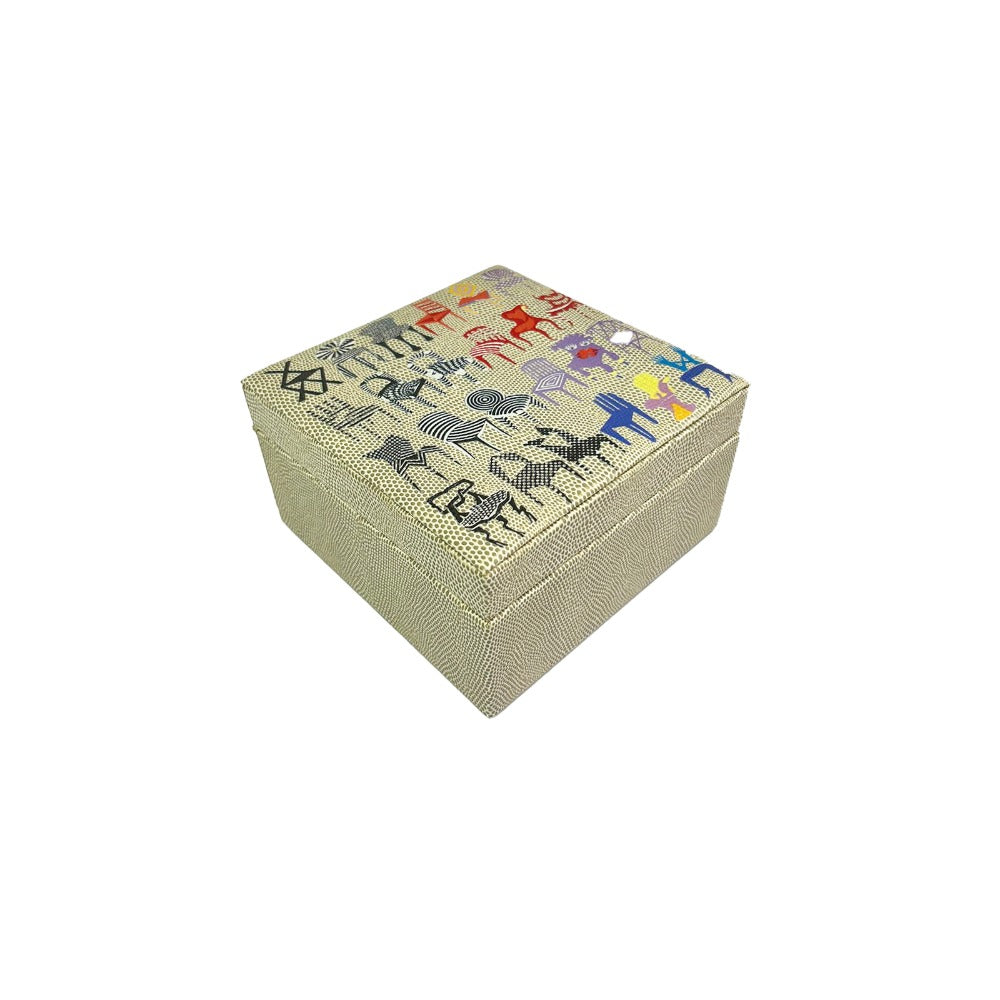 CAJA DECORATIVA CHICA RAYITAS CARNE SILLAS