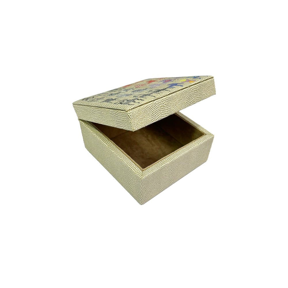 CAJA DECORATIVA CHICA RAYITAS CARNE SILLAS