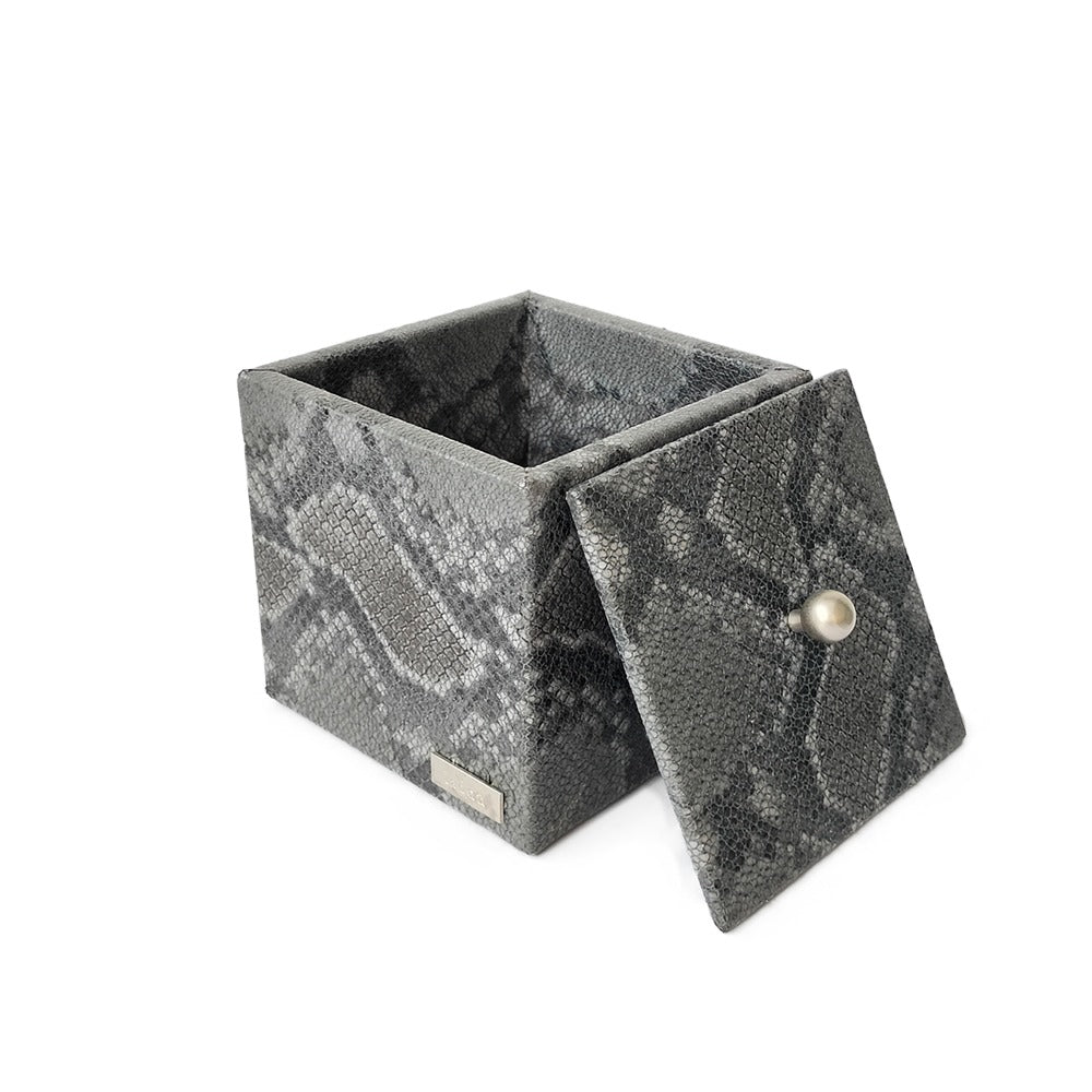 CUBO TAPA HOTEL