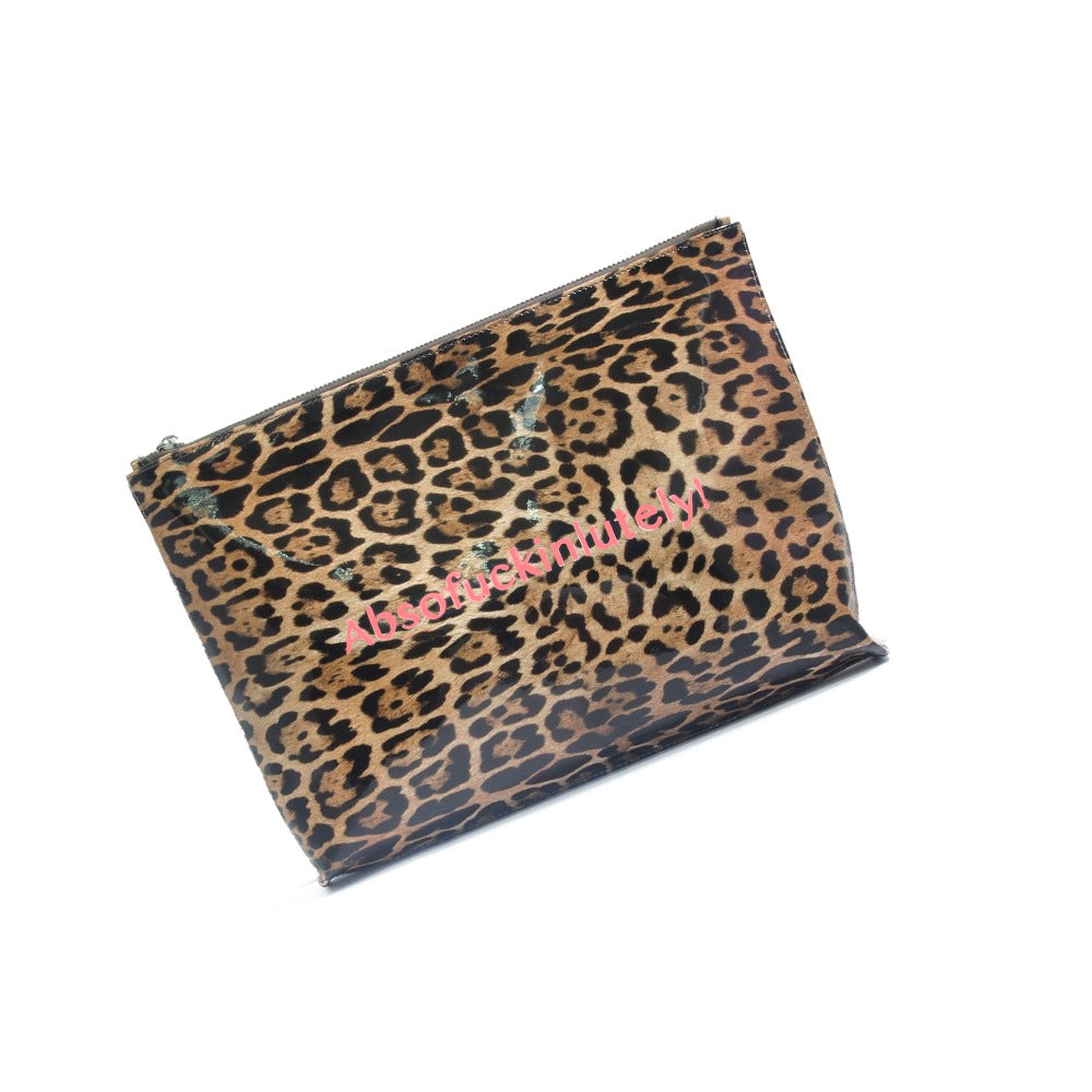 SOBRE CHAROL LEOPARDO