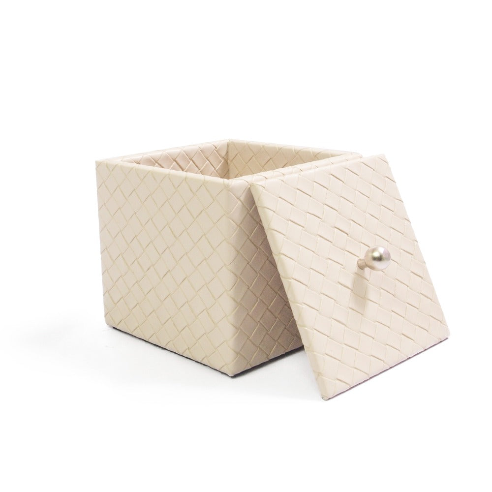 CUBO TAPA HOTEL