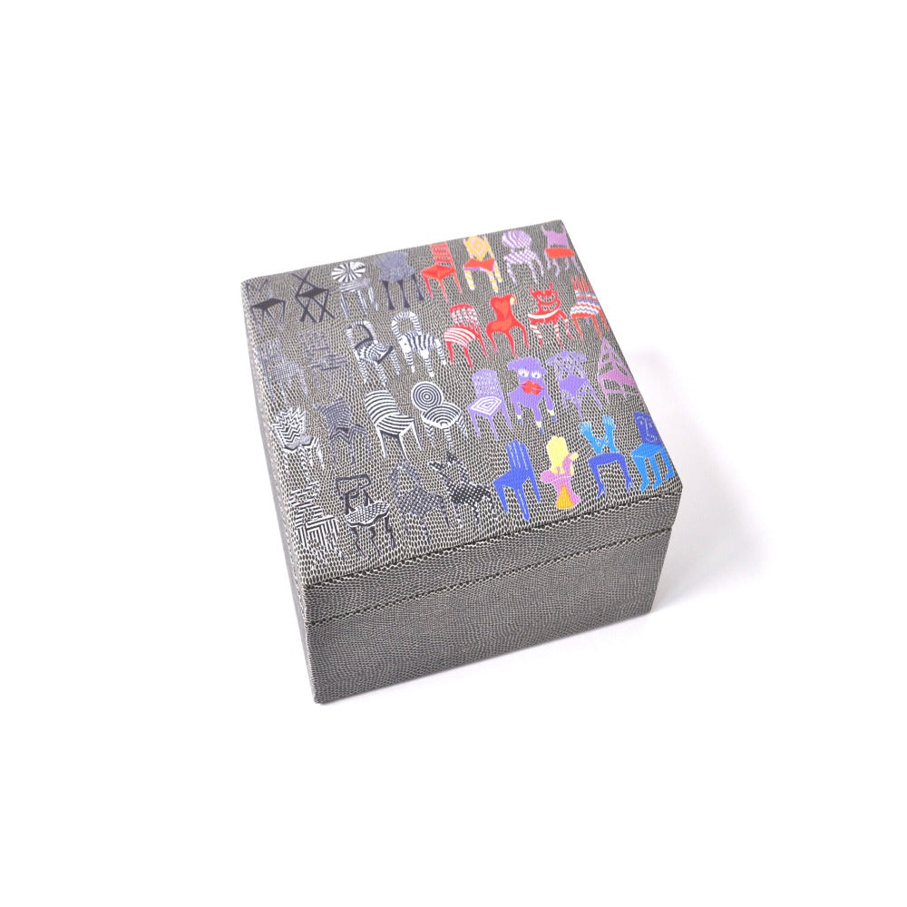 CAJA DE TE 4 REPTIL GRIS PEDRO FRIEDEBERG