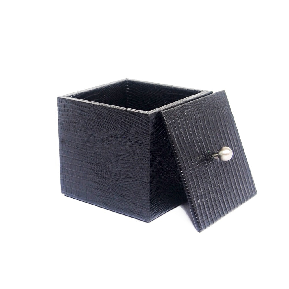 CUBO TAPA HOTEL