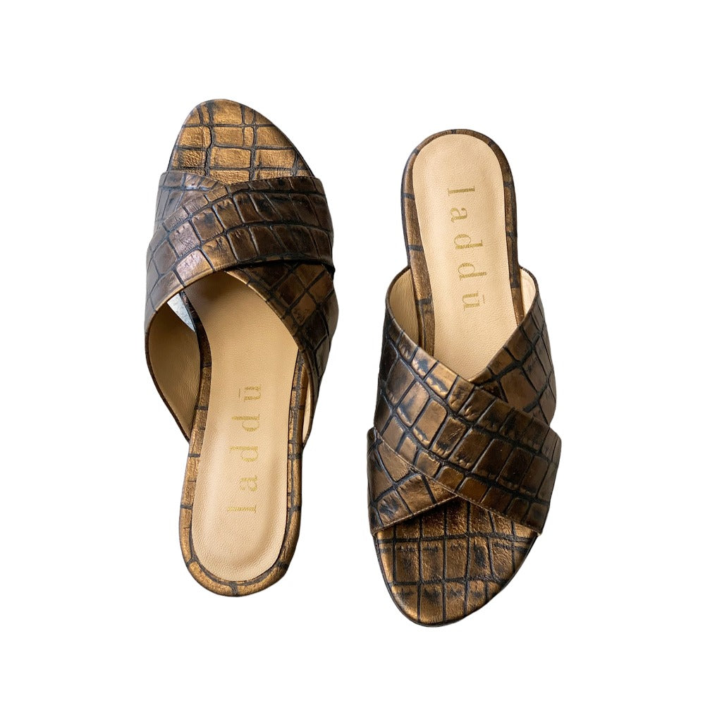 SANDALIA CAROLA BRONCE
